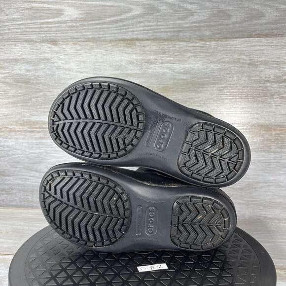 Crocs Women’s Puff Black Slip On Comfort Boots Size 6 - Picture 8 of 8